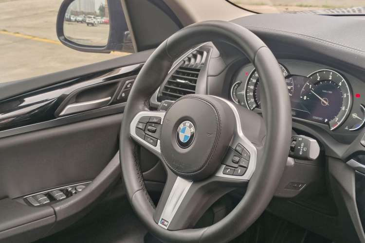 Used BMW X3 2018 xDrive25i M Sport Package China V Interior 9