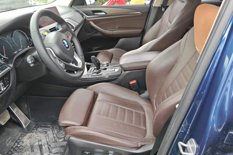 Used BMW X3 2018 xDrive28i Luxury Package China VI Emission Standard Left Front Seat