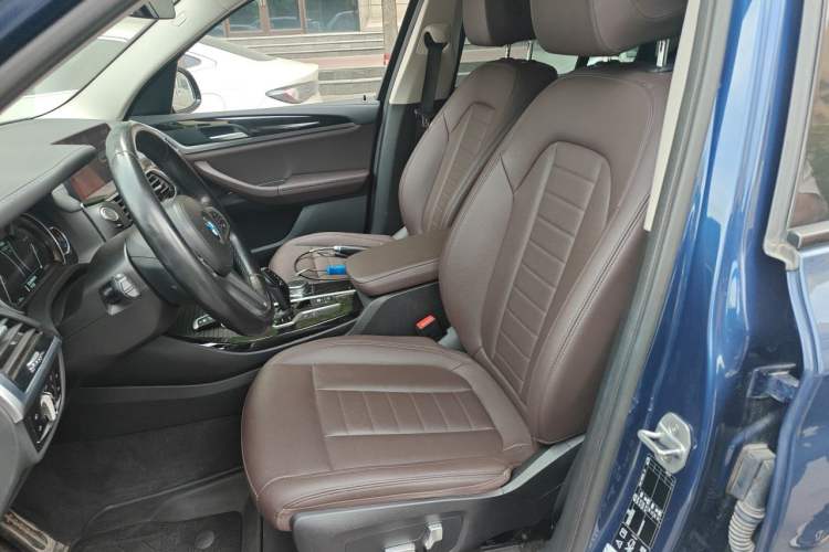 Used BMW X3 2018 xDrive25i M Sport Package China V Left Front Seat