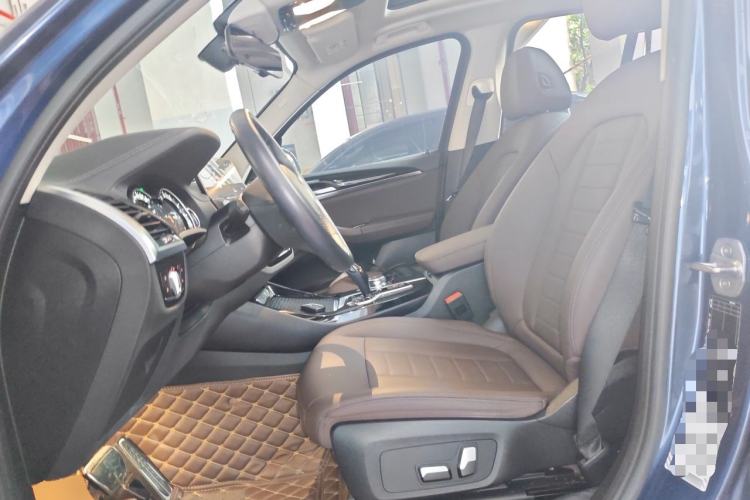 Used BMW X3 2018 xDrive25i M Sport Package China V Left Front Seat