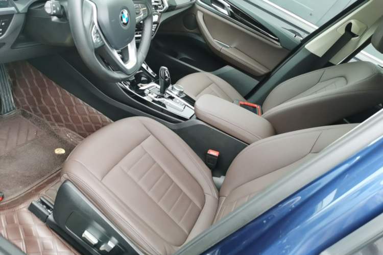 Used BMW X3 2018 xDrive25i Luxury Package China VI Emission Standard Left Front Seat