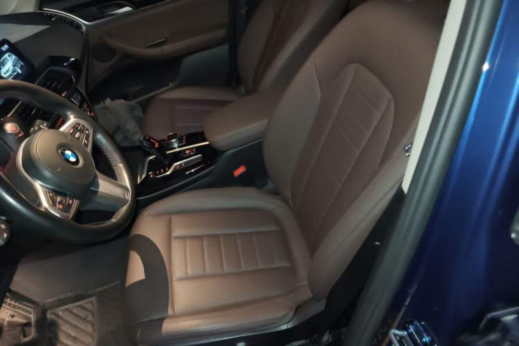 Used BMW X3 2018 xDrive25i M Sport Package China V Left Front Seat