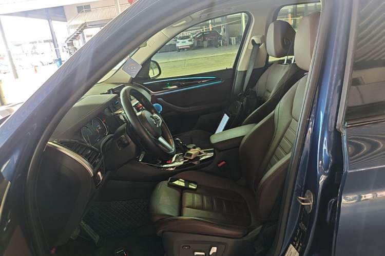 Used BMW X3 2018 xDrive28i M Sport Package China VI Left Front Seat