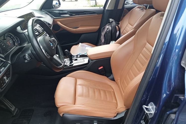 Used BMW X3 2018 xDrive25i M Sport Package China V Left Front Seat
