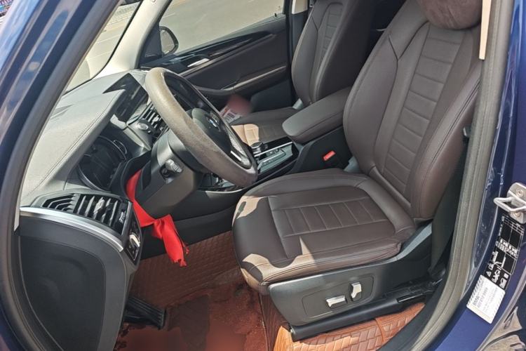 Used BMW X3 2018 xDrive25i Luxury Package China V Left Front Seat