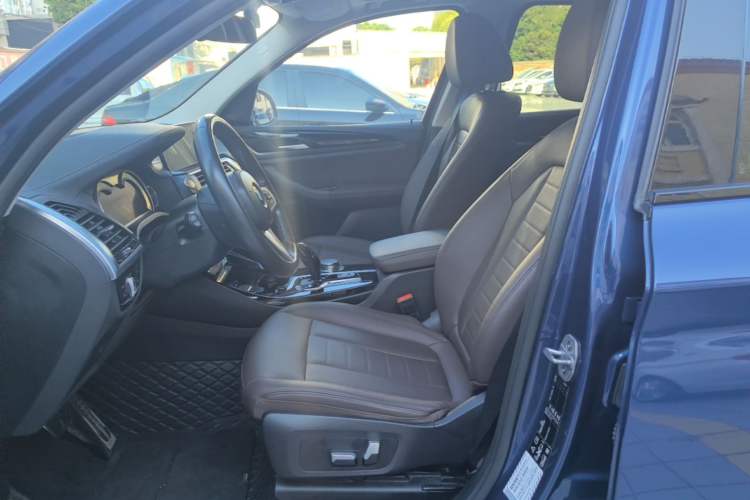 Used BMW X3 2018 xDrive25i M Sport Package China V Left Front Seat