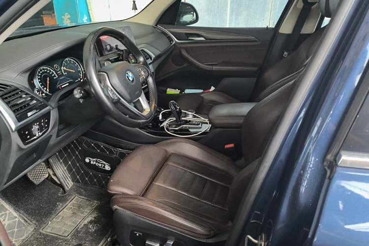 Used BMW X3 2018 xDrive28i Luxury Package China VI Emission Standard Left Front Seat
