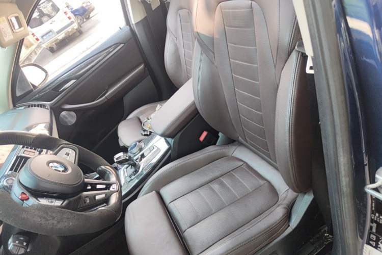 Used BMW X3 2018 xDrive30i Luxury Model with M Sport Package China V Emission Standard Left Front Seat