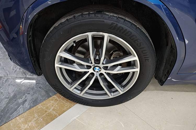 Used BMW X3 2018 xDrive30i Luxury Edition M Sport Package China VI Left Front Wheel Hub