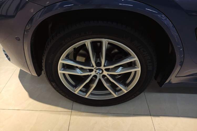 Used BMW X3 2018 xDrive25i M Sport Package China V Left Front Wheel Hub