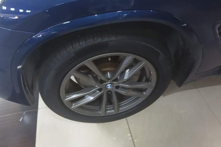 Used BMW X3 2018 xDrive28i M Sport Package China VI Left Front Wheel Hub