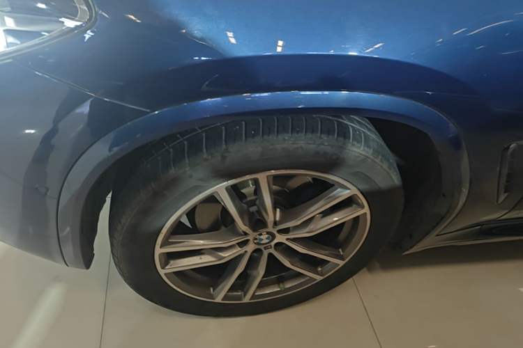 Used BMW X3 2018 xDrive25i M Sport Package China VI Left Front Wheel Hub
