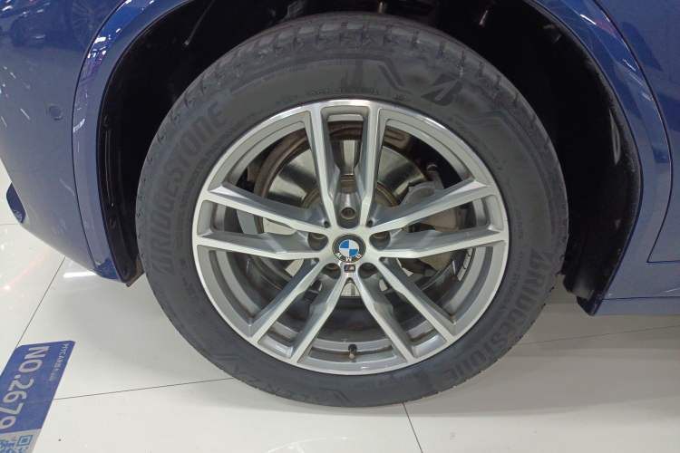 Used BMW X3 2018 xDrive25i M Sport Package China VI Left Front Wheel Hub