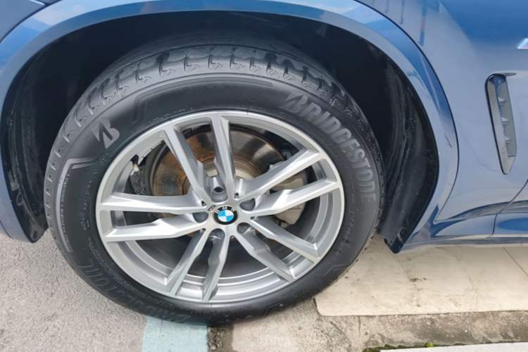 Used BMW X3 2018 xDrive30i Luxury Model M Sport Package China V Left Front Wheel Hub