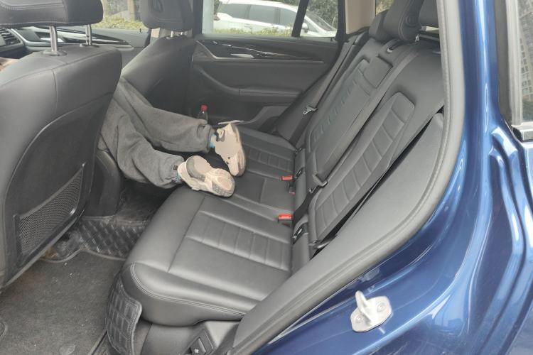 Used BMW X3 2018 xDrive25i M Sport Package China V Left Rear Seat