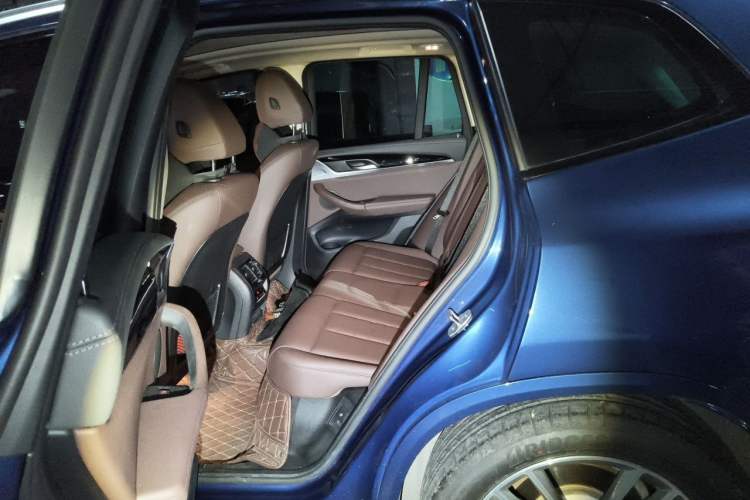 Used BMW X3 2018 xDrive25i M Sport Package China VI Left Rear Seat