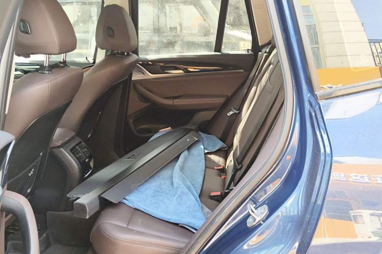 Used BMW X3 2018 xDrive25i M Sport Package China VI Left Rear Seat