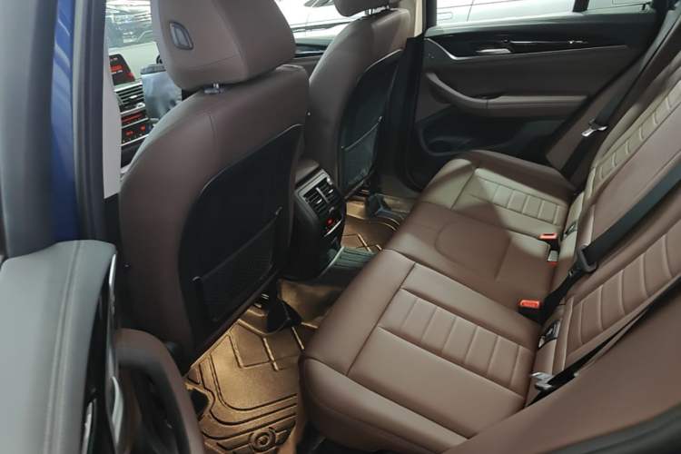 Used BMW X3 2018 xDrive25i M Sport Package China VI Left Rear Seat