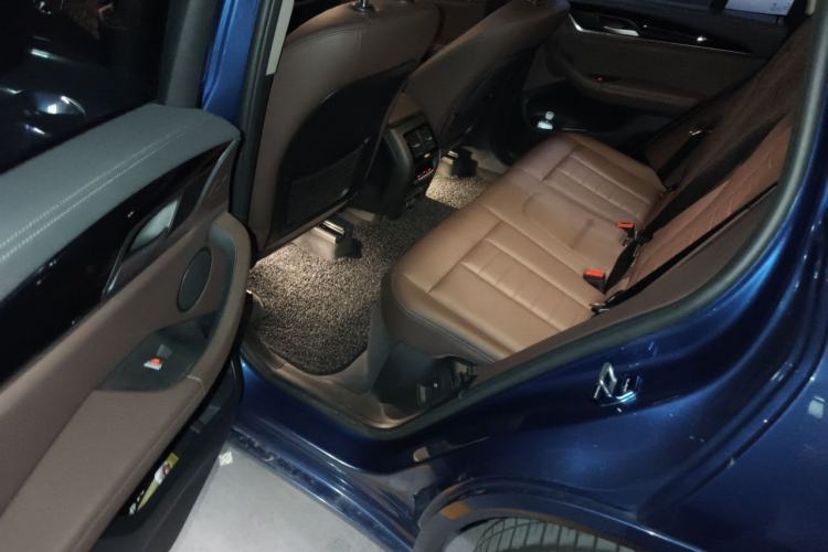 Used BMW X3 2018 xDrive25i M Sport Package China V Left Rear Seat