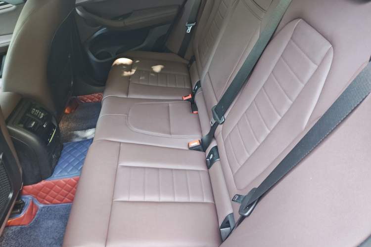 Used BMW X3 2018 xDrive25i M Sport Package China V Left Rear Seat