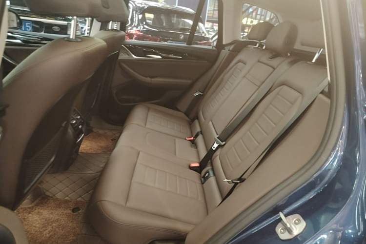 Used BMW X3 2018 xDrive25i M Sport Package China V Left Rear Seat