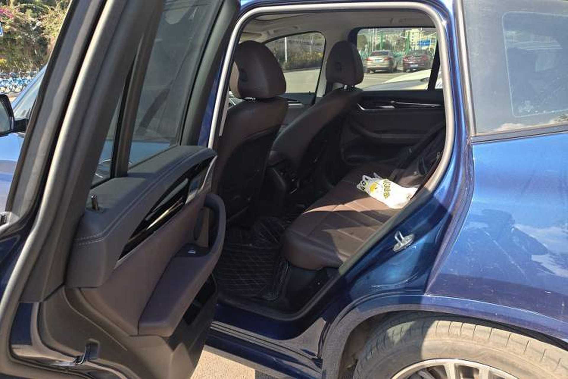 Used BMW X3 2018 xDrive25i Luxury Package China V Left Rear Seat