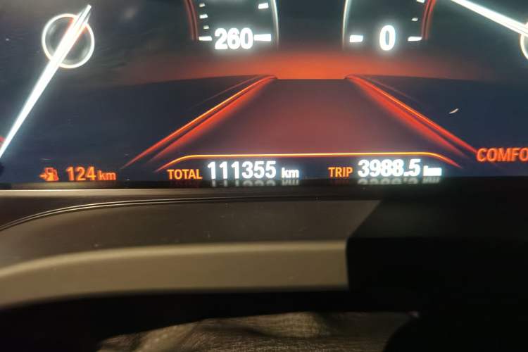 Used BMW X3 2018 xDrive25i Luxury Package China VI Emission Standard Odometer Close Up