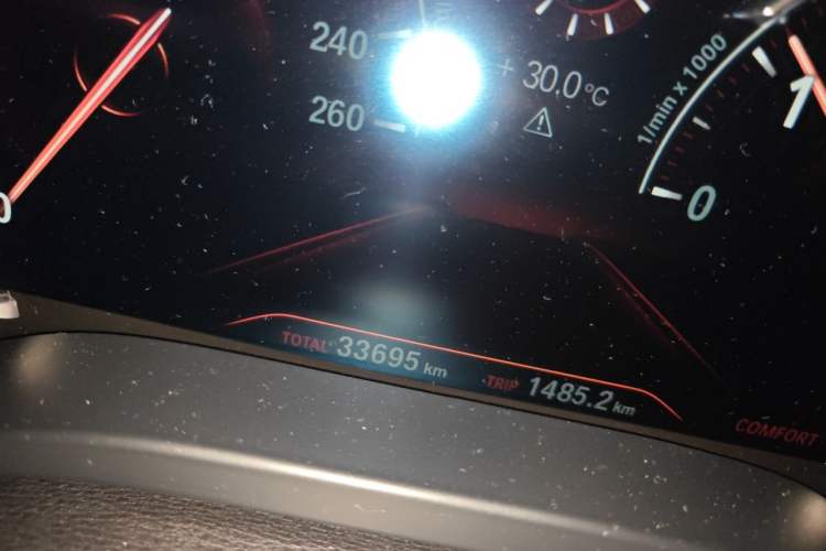 Used BMW X3 2018 xDrive30i Luxury Edition M Sport Package China VI Odometer Close Up