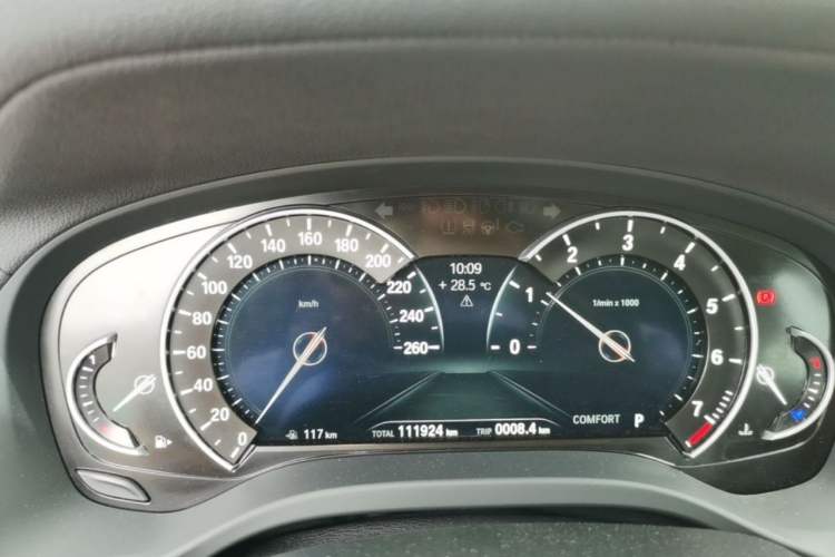 Used BMW X3 2018 xDrive25i Luxury Package China VI Emission Standard Odometer Close Up