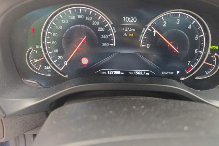 Used BMW X3 2018 xDrive30i Luxury Model with M Sport Package China V Emission Standard Odometer Close Up