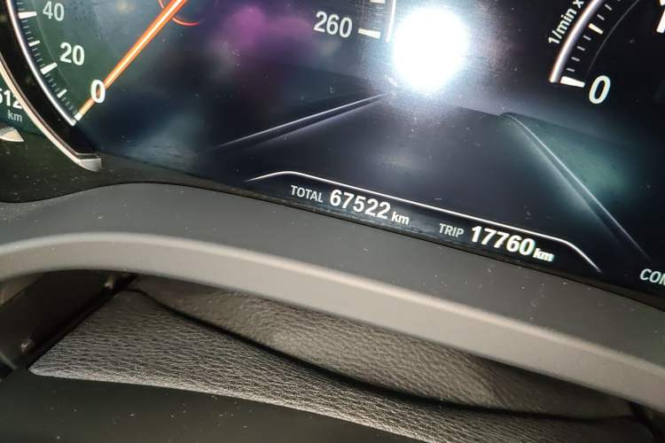 Used BMW X3 2018 xDrive28i M Sport Package China VI Odometer Close Up