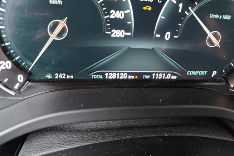 Used BMW X3 2018 xDrive25i M Sport Package China VI Odometer Close Up