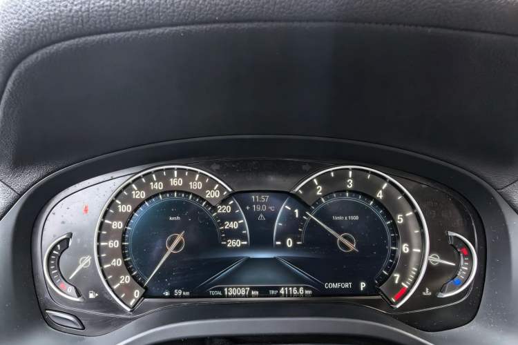 Used BMW X3 2018 xDrive25i M Sport Package China V Odometer Close Up