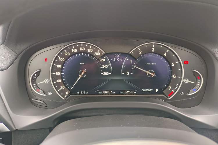 Used BMW X3 2018 xDrive25i M Sport Package China V Odometer Close Up