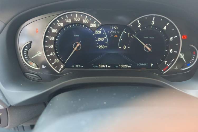 Used BMW X3 2018 xDrive25i M Sport Package China V Odometer Close Up