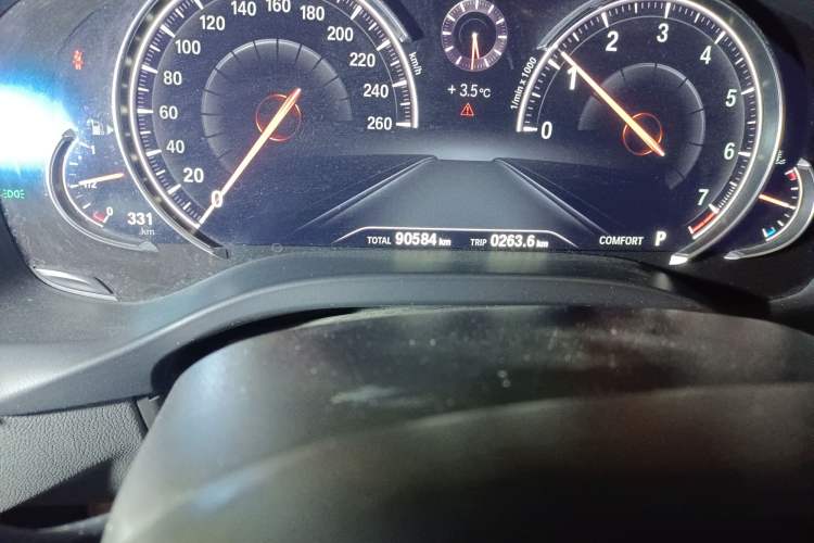 Used BMW X3 2018 xDrive25i M Sport Package China V Odometer Close Up