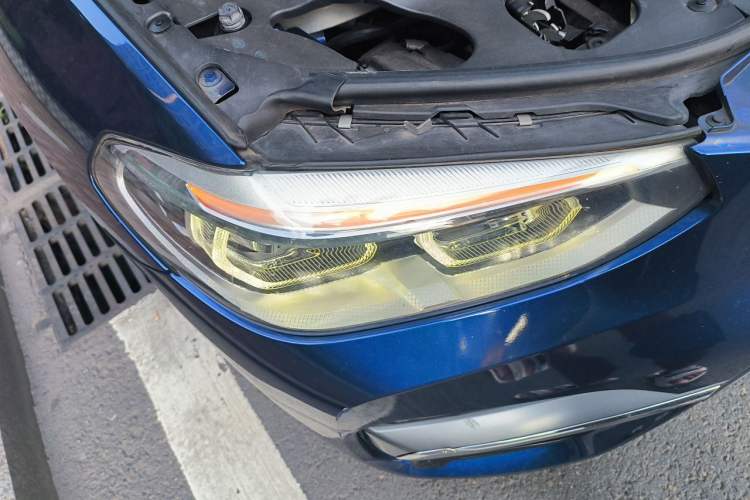 Used BMW X3 2018 xDrive28i Luxury Package China VI Emission Standard Right Front Headlight