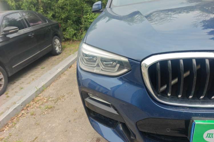 Used BMW X3 2018 xDrive30i Luxury Model with M Sport Package China V Emission Standard Right Front Headlight