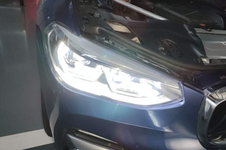 Used BMW X3 2018 xDrive28i Luxury Package China VI Emission Standard Right Front Headlight