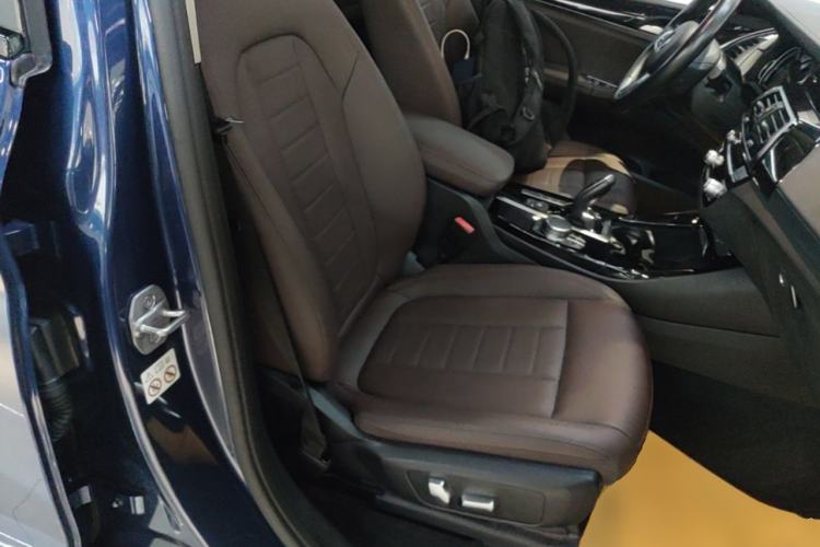 Used BMW X3 2018 xDrive25i M Sport Package China V Right Front Seat
