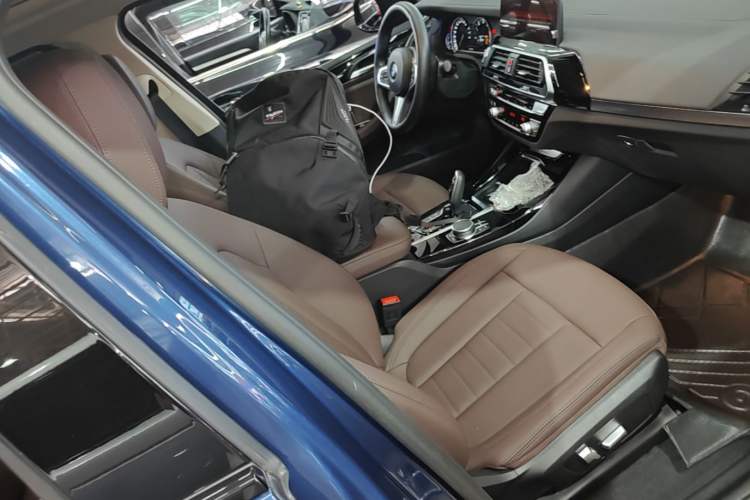 Used BMW X3 2018 xDrive25i M Sport Package China VI Right Front Seat