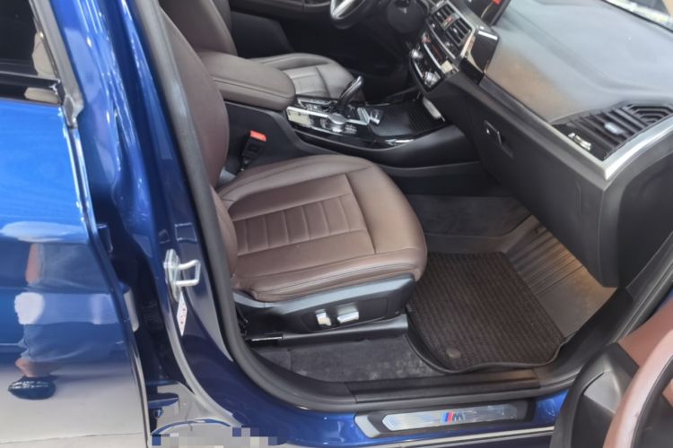 Used BMW X3 2018 xDrive25i M Sport Package China V Right Front Seat