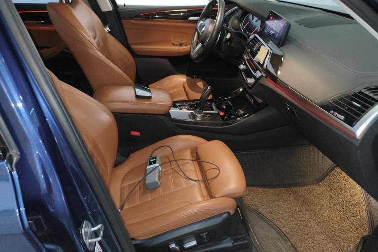 Used BMW X3 2018 xDrive30i Luxury Edition M Sport Package China VI Right Front Seat