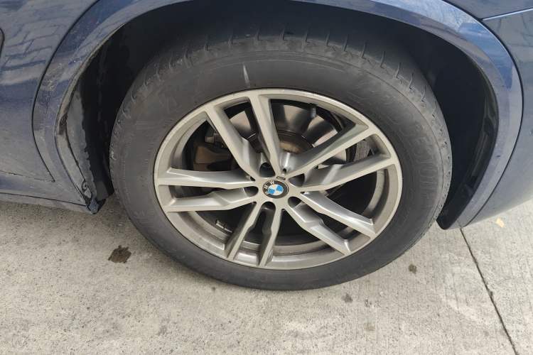 Used BMW X3 2018 xDrive25i M Sport Package China V Right Front Wheel Hub
