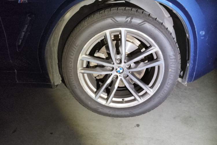 Used BMW X3 2018 xDrive25i M Sport Package China VI Right Front Wheel Hub