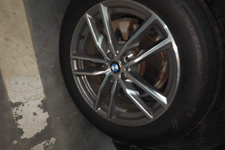 Used BMW X3 2018 xDrive30i Luxury Edition M Sport Package China VI Right Front Wheel Hub