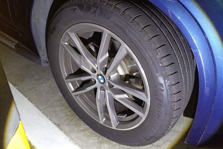 Used BMW X3 2018 xDrive30i Luxury Edition M Sport Package China VI Right Front Wheel Hub
