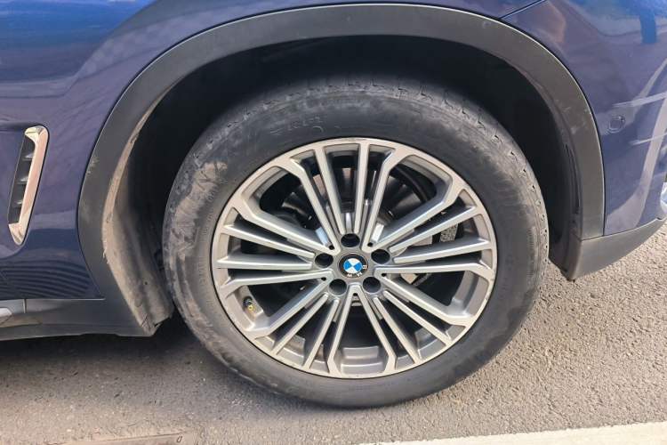 Used BMW X3 2018 xDrive28i Luxury Package China VI Emission Standard Right Front Wheel Hub