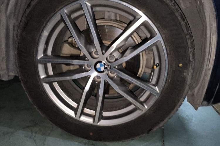 Used BMW X3 2018 xDrive30i Luxury Edition M Sport Package China VI Right Front Wheel Hub