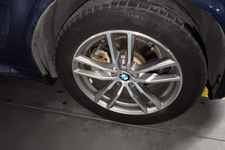 Used BMW X3 2018 xDrive28i M Sport Package China VI Right Front Wheel Hub